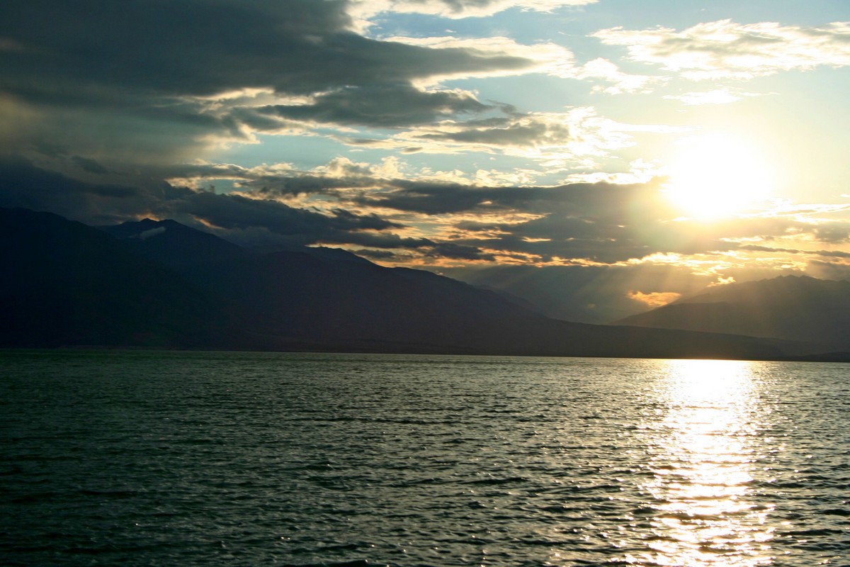 Toktogul - jezioro Kirgistan (9)