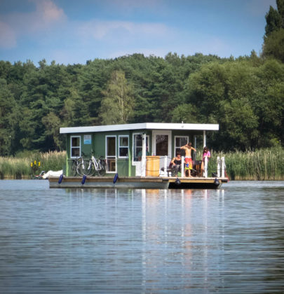 Jak spędziłam 2 dni na barce. Przewodnik po houseboatingu w Brandenburgii
