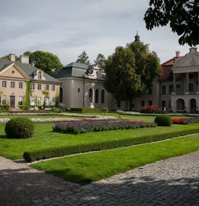 Pałac w Kozłówce – historia i zwiedzanie